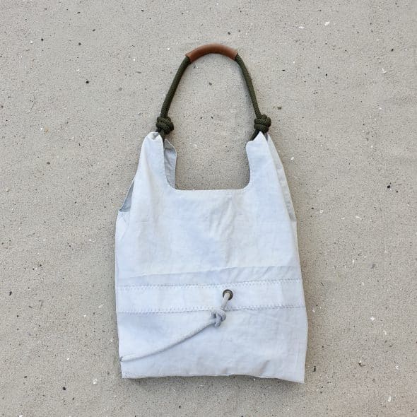 VINTAGE HANDBAG SEASHOPPER