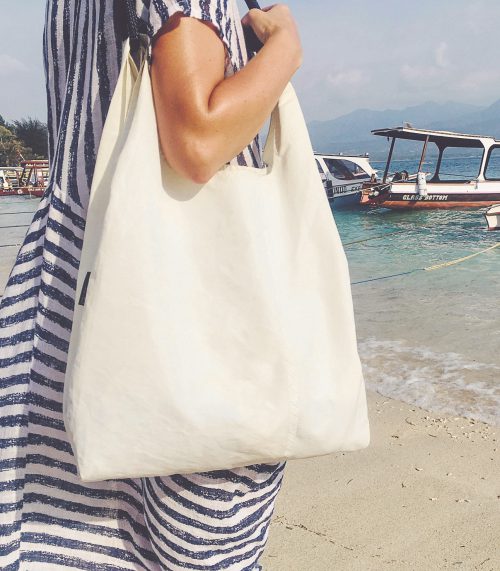 white seashopper handbag sailbag