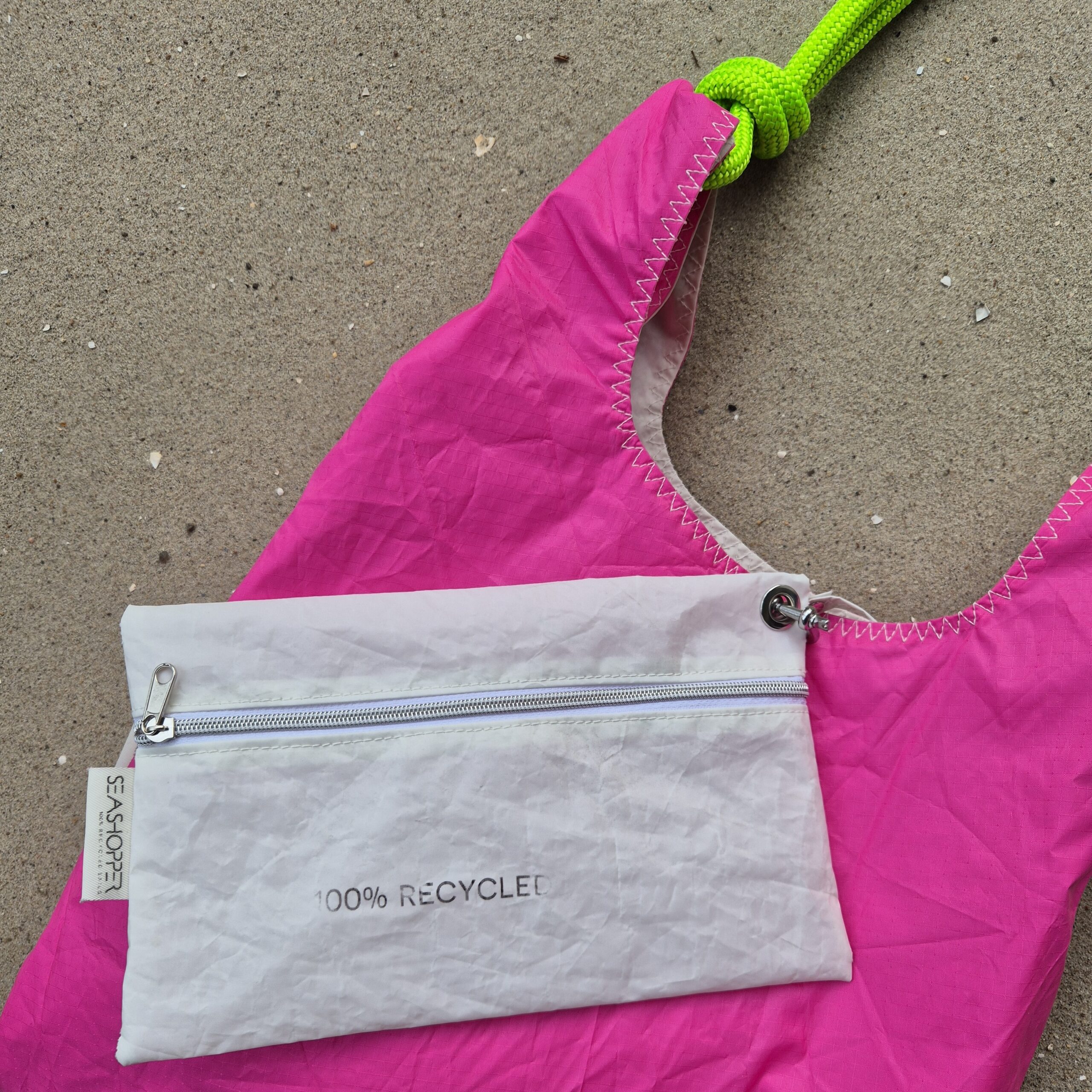 Różowa torba z saszetką