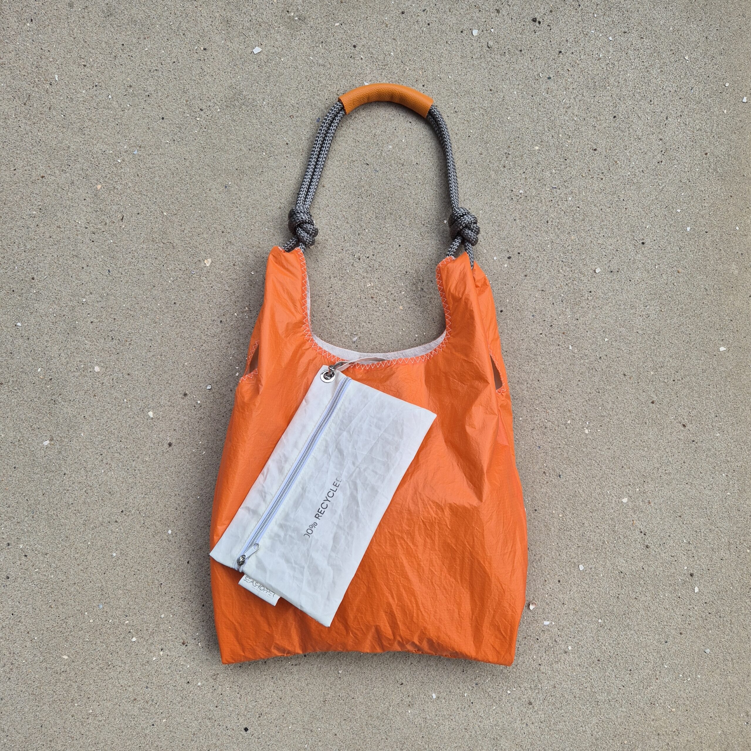 Pomarańczowa torba typu shopper